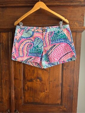 Lilly Pulitzer Adie Chino Shorts in Tile Wave Mosaic Print Size 8